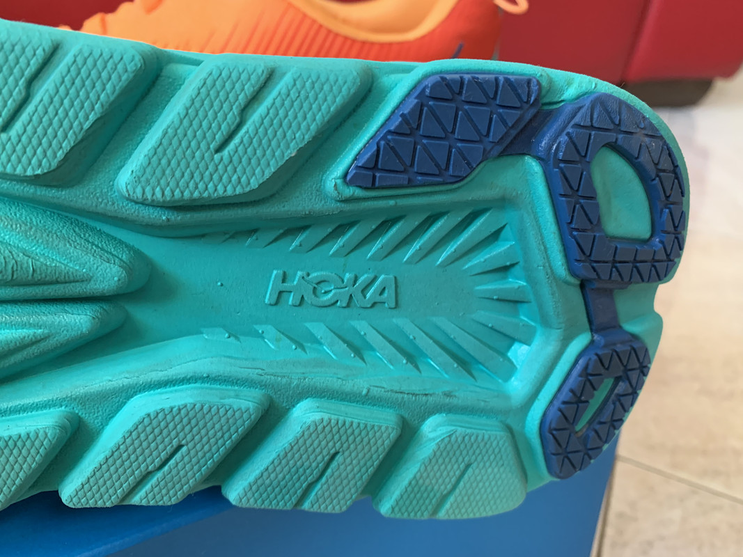 90088017-D9F2-489D-A5A9-5E9EF9274A19