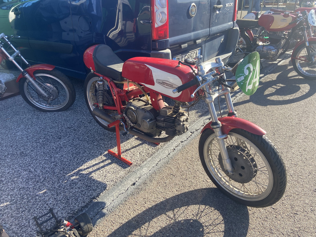 EFA3E87B-4B5F-4F1F-913C-DAEFAB569961