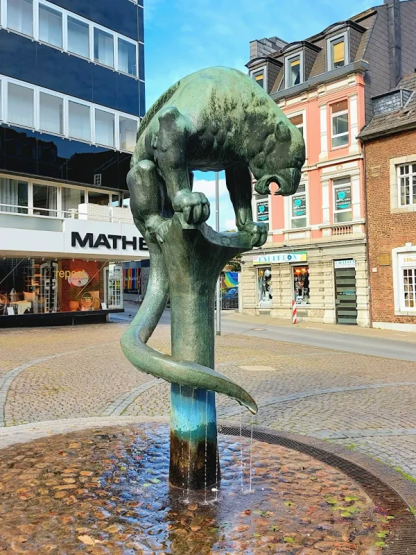 Neuer Bahkauv Brunnen