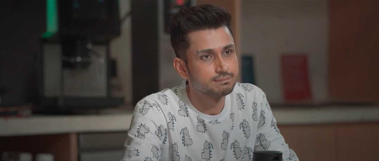 Sweet Dreams 2025 WebRip [Hindi] 480p, 720p ESub Screenshot