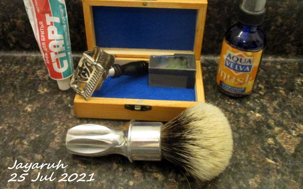 [Image: sos210725.jpg]