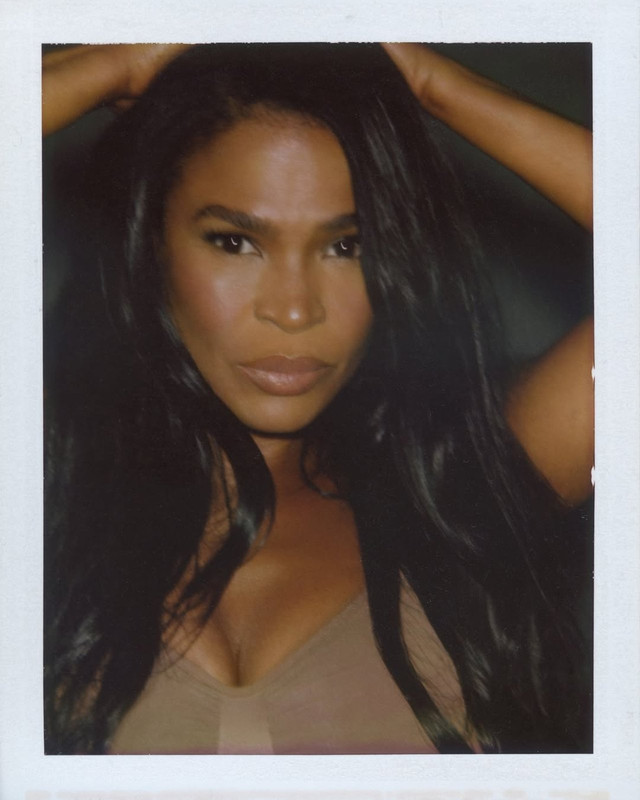 Shape-your-New-Year-s-Eve-look-like-the-icon-who-shaped-a-generation-iamnialong-Photo-Vanessa-Be.jpg
