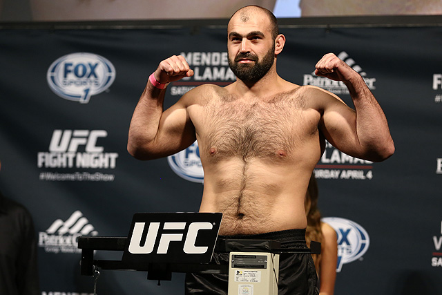 Шамил Абдурахимов вече не е боец на UFC