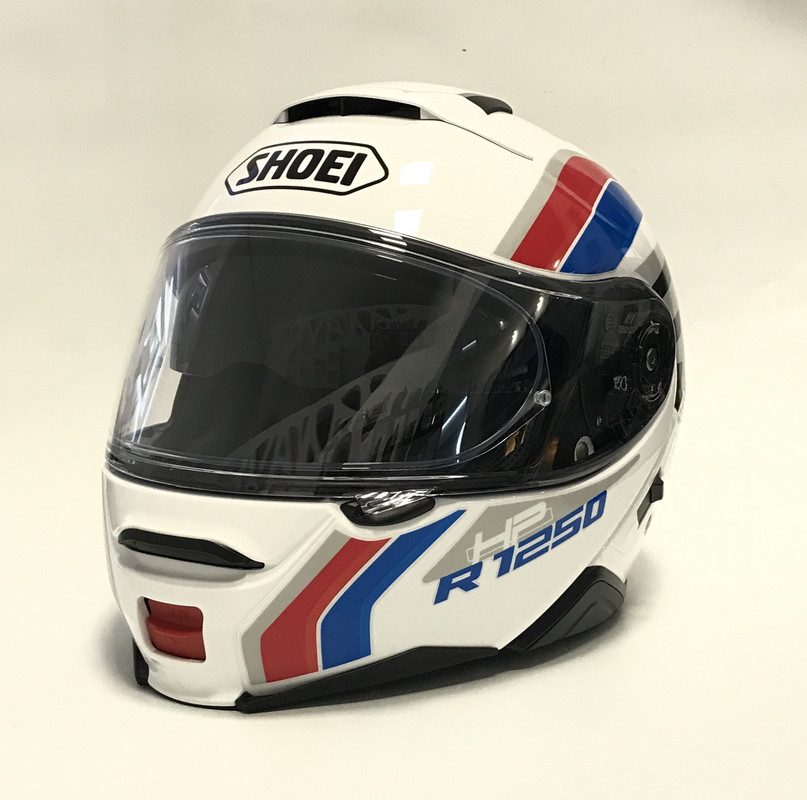 8854F6DE-6EAB-446F-AE71-8535A8732952