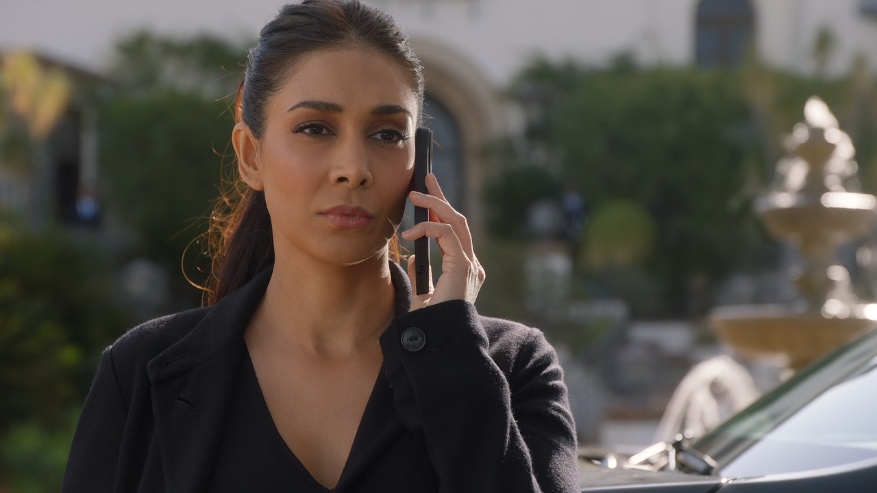 The.Rookie.S06E10.Escape.Plan.1080p.10bit.AMZN.WEB-DL.DDP5.1.HEVC-Vyndros.mkv_snapshot_19.35_[2024.0