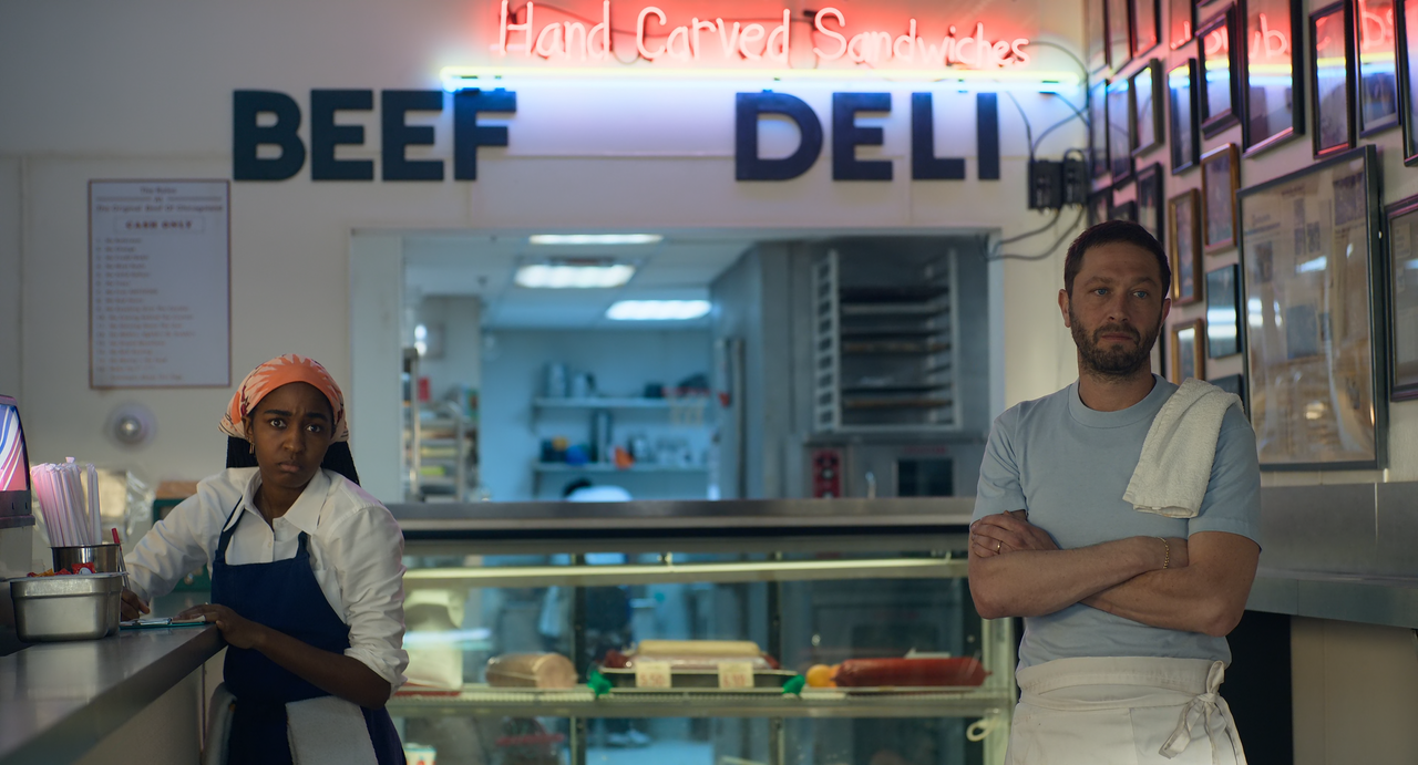 The.Bear.S01E06.Ceres.2160p.10bit.HULU.WEB-DL.DDP5.1.HEVC-Vyndros.mkv_snapshot_09.22_[2025-07-09_03.