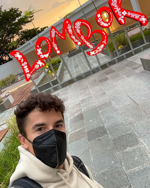 Momen Marc Mrquez saat berada di Lombok.