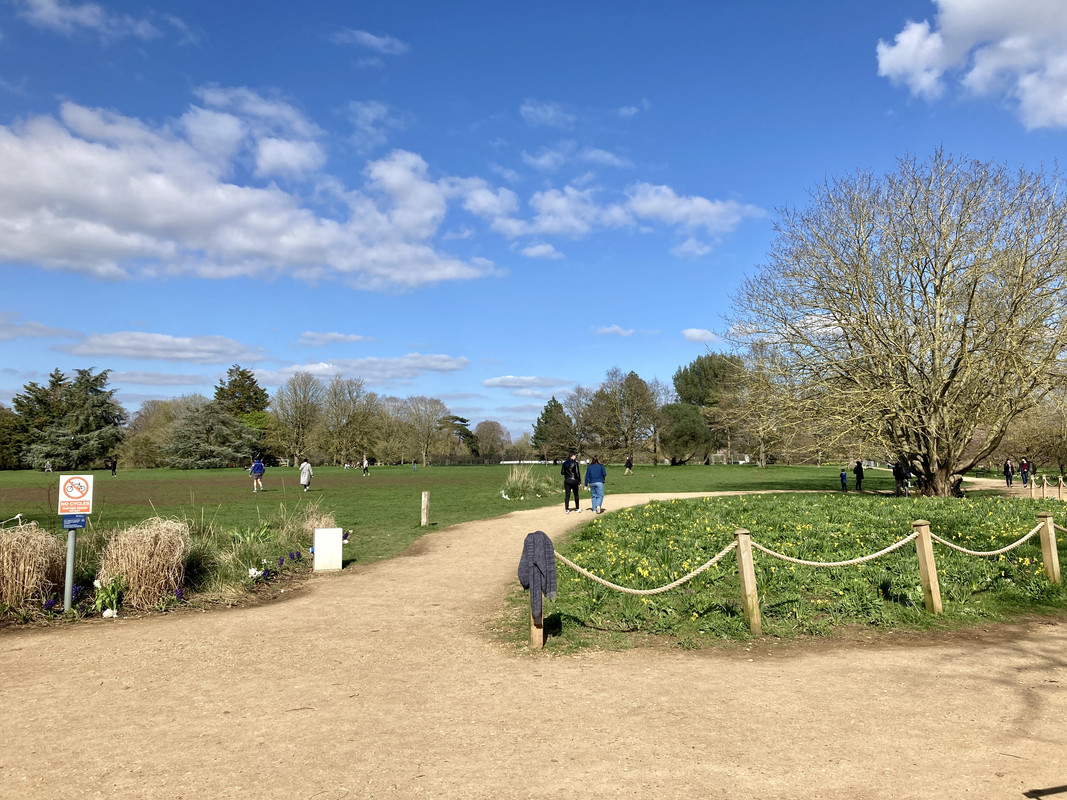 4EF8A7FF-885C-4B98-9D7C-FC6E9157F36D