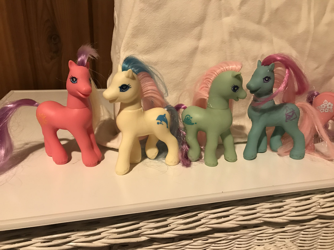 AAEC4DF4-48C9-4384-886E-9A10008386FE