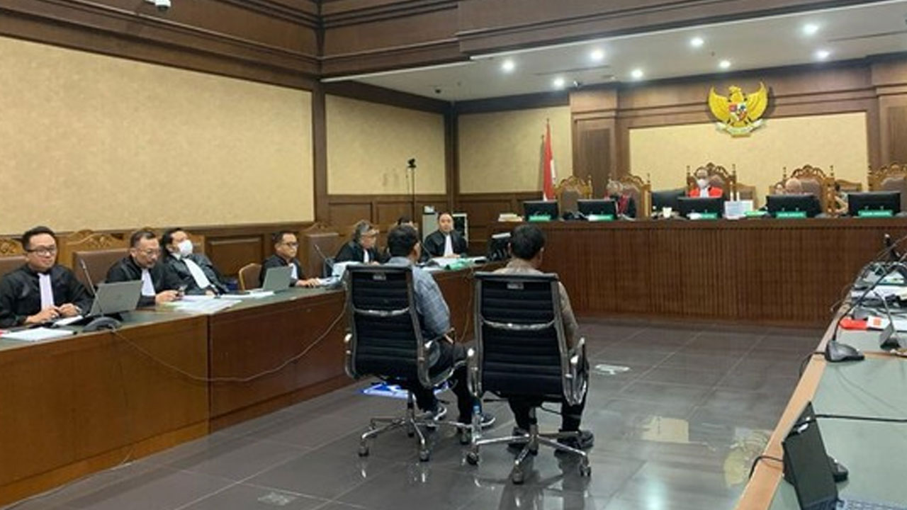 Satpam DPP PDIP Ungkap Pernah Dititipi Tas Labtob Oleh Harun Masiku
