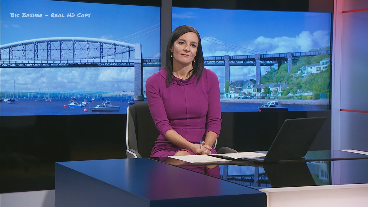 04.19 - 16.45.00 - ITV News West Country. Breaking news and current s....ts_snapshot_12.42.473