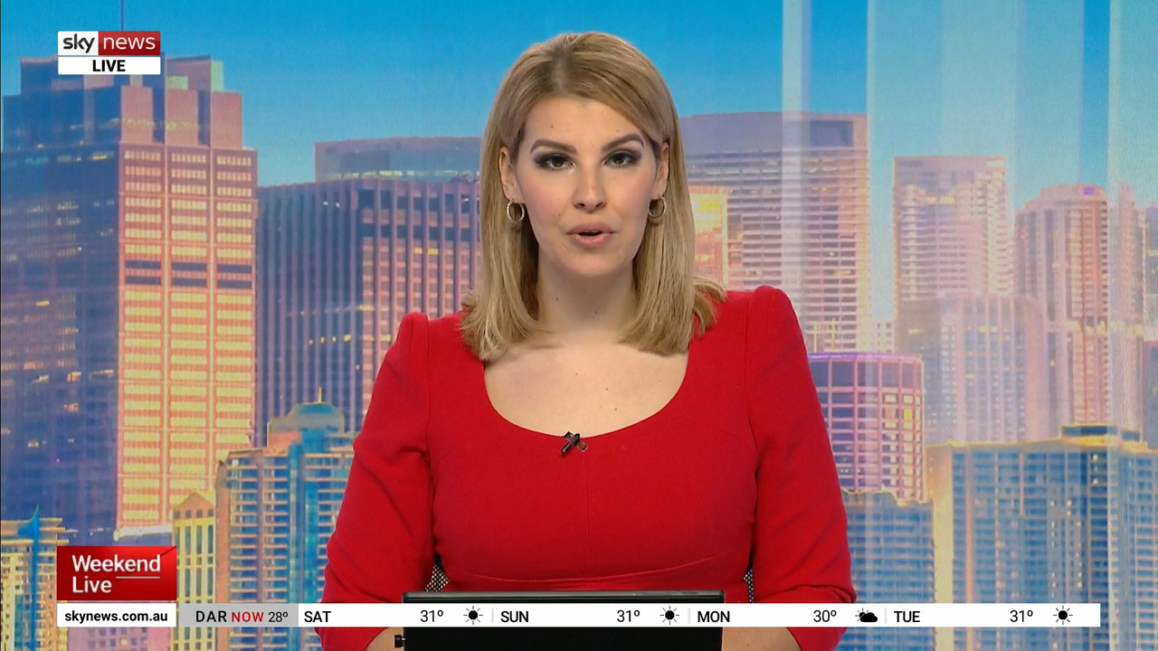 08.01 - 04.00.00 - Weekend Live. The latest news, sport and politics.ts_snapshot_00.02.32.508