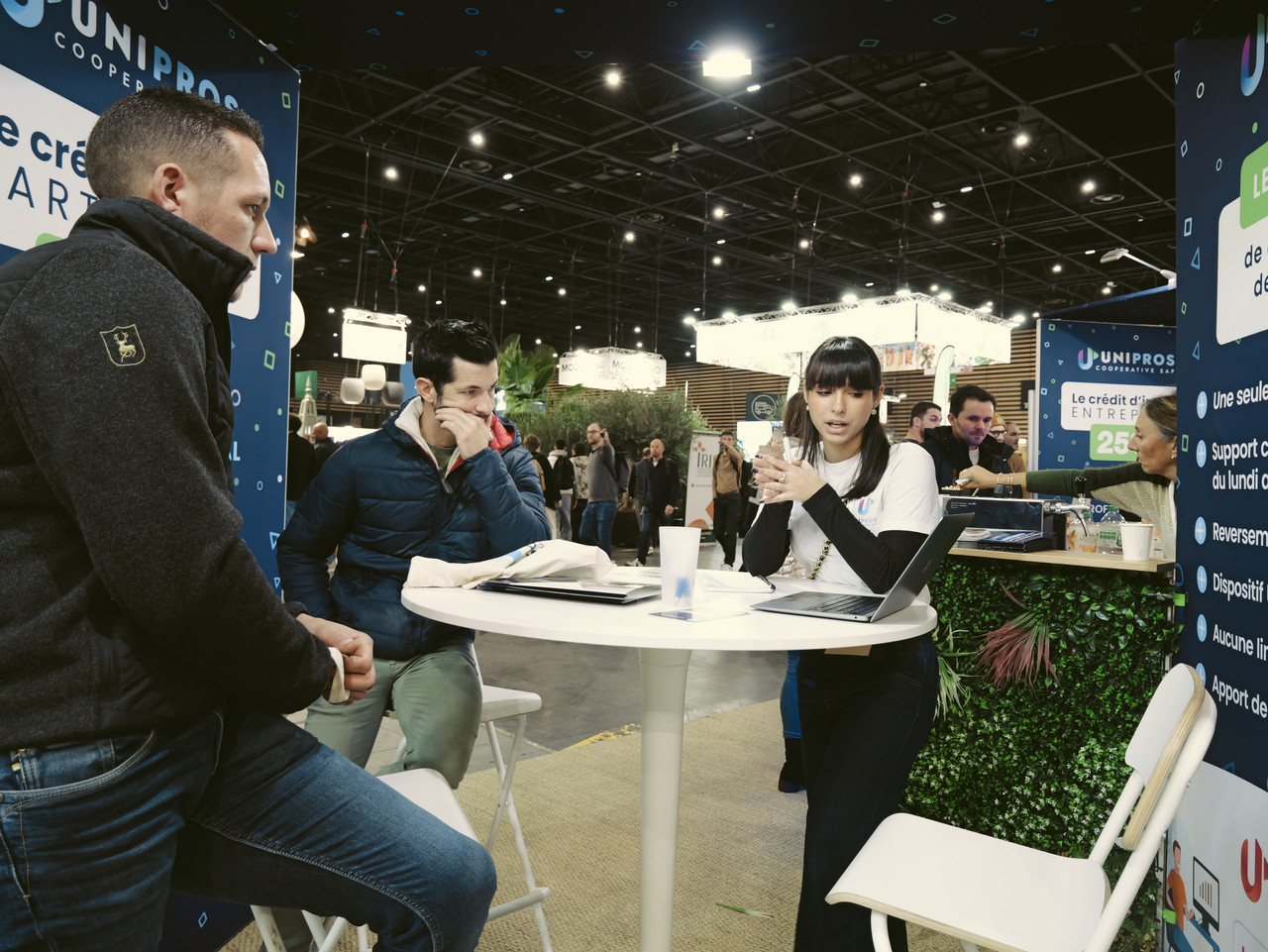 Le stand Unipros pendant un salon