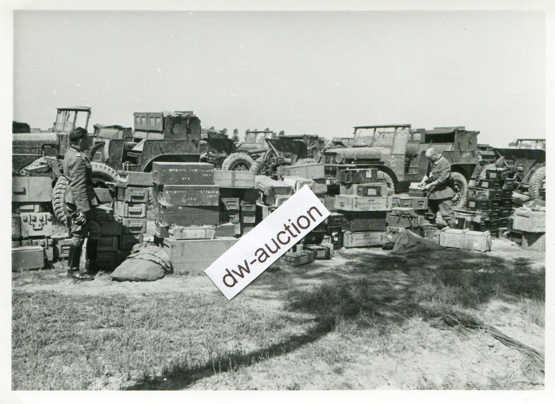 Dunkerque Dünkirchen , erbeutete Fahrzeuge und M