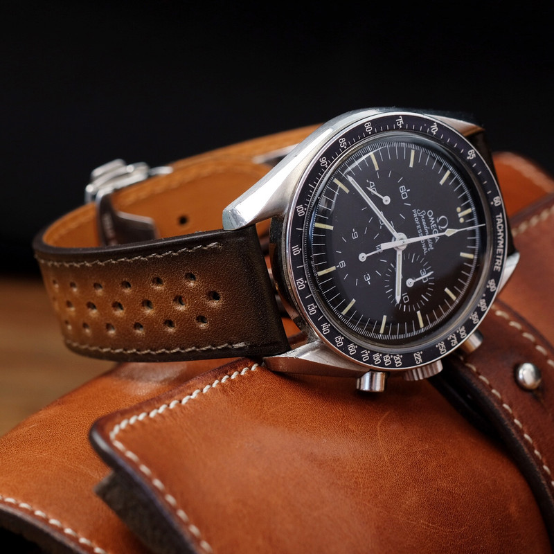 Feu de Speedmaster - tome 12 - Page 8 35317245-706-B-4-CE5-97-BD-7-FDC8-E98515-C