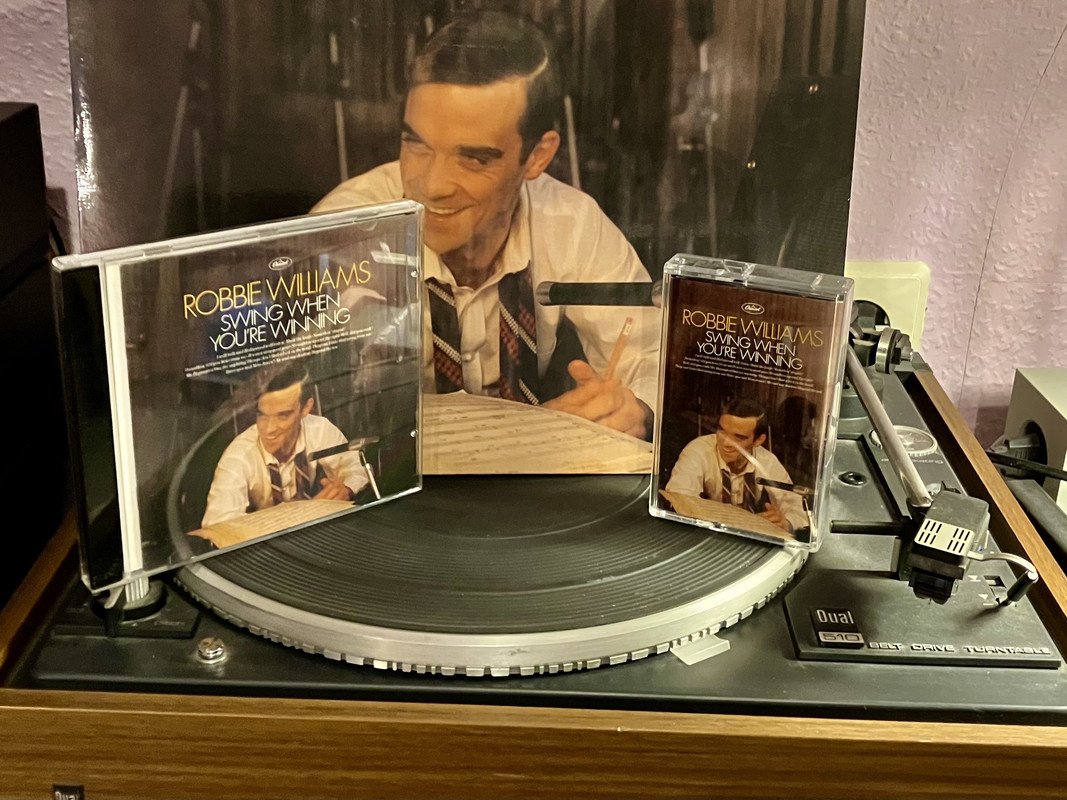 331927D5-6FA4-4EF1-9EF2-D4E46FDCA0D7