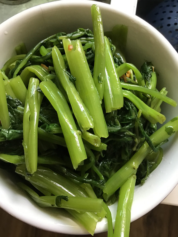 5DFB3CE8-212F-443C-94F7-552EBAC67E9C