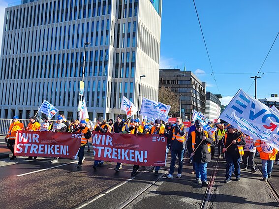 Vakaroidinių fermerių protestai. Ar verta jais žavėtis?
