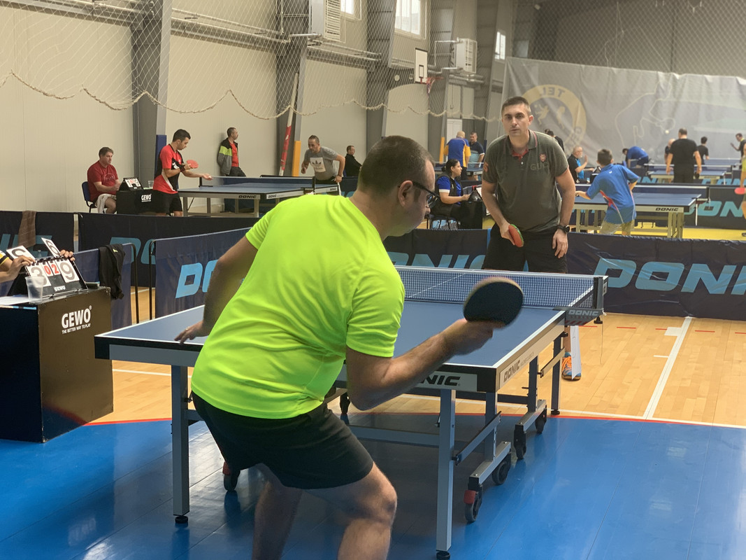 AC01D7FB-30D1-465F-8801-C6E1FB7E9498