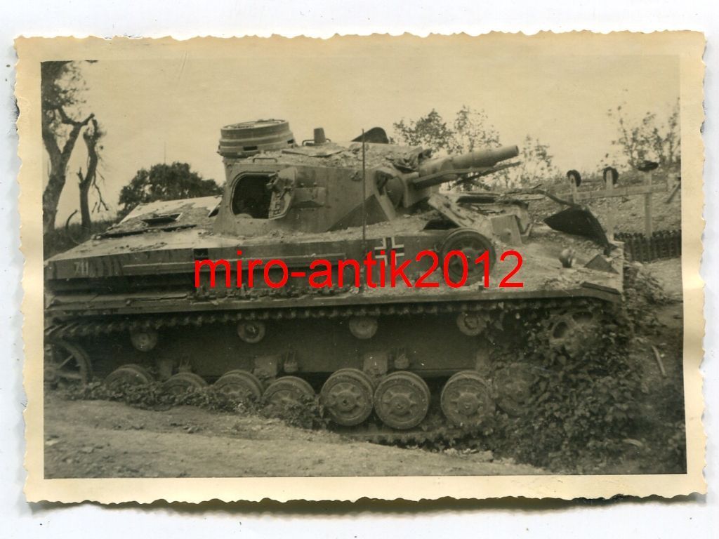 Foto, Panzerregiment 8, zerstörter Panzer IV, No