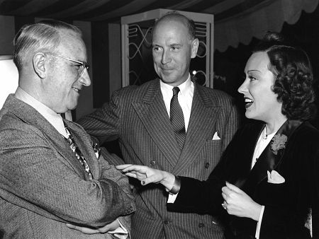 MV5BMTQwMzEyODkxNF5BMl5BanBnXkFtZTYwOTQ1ODU2._V1_