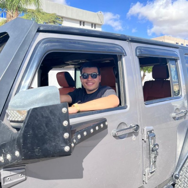 الحسين احمد السيد