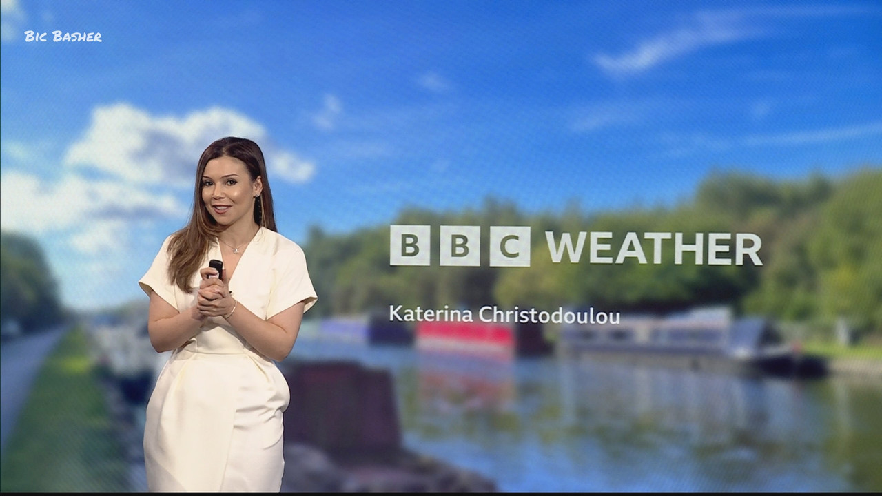 09.09 - 13.35.00 - Look North; Weather. The new film from Rogue One d....ts_snapshot_16.29.968