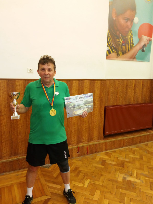 B6ECB35A-A026-49EB-89FD-C208CB4320D5