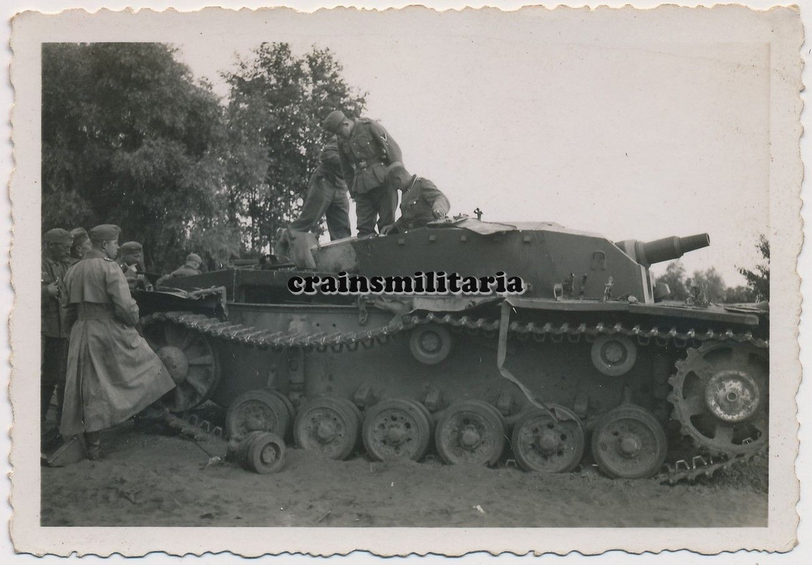 Orig. Foto zerstörte Sturmgeschütz StuG III Panzer StuG.Abt.191 