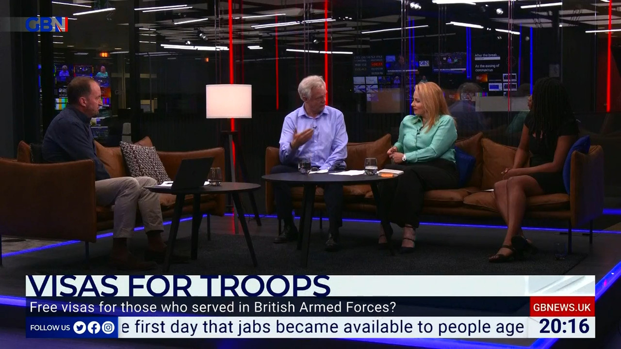 06.20 - 19.00.00 - Sunday Night Live. Interviews, debate and discussi..._001.ts_snapshot_26.36.345