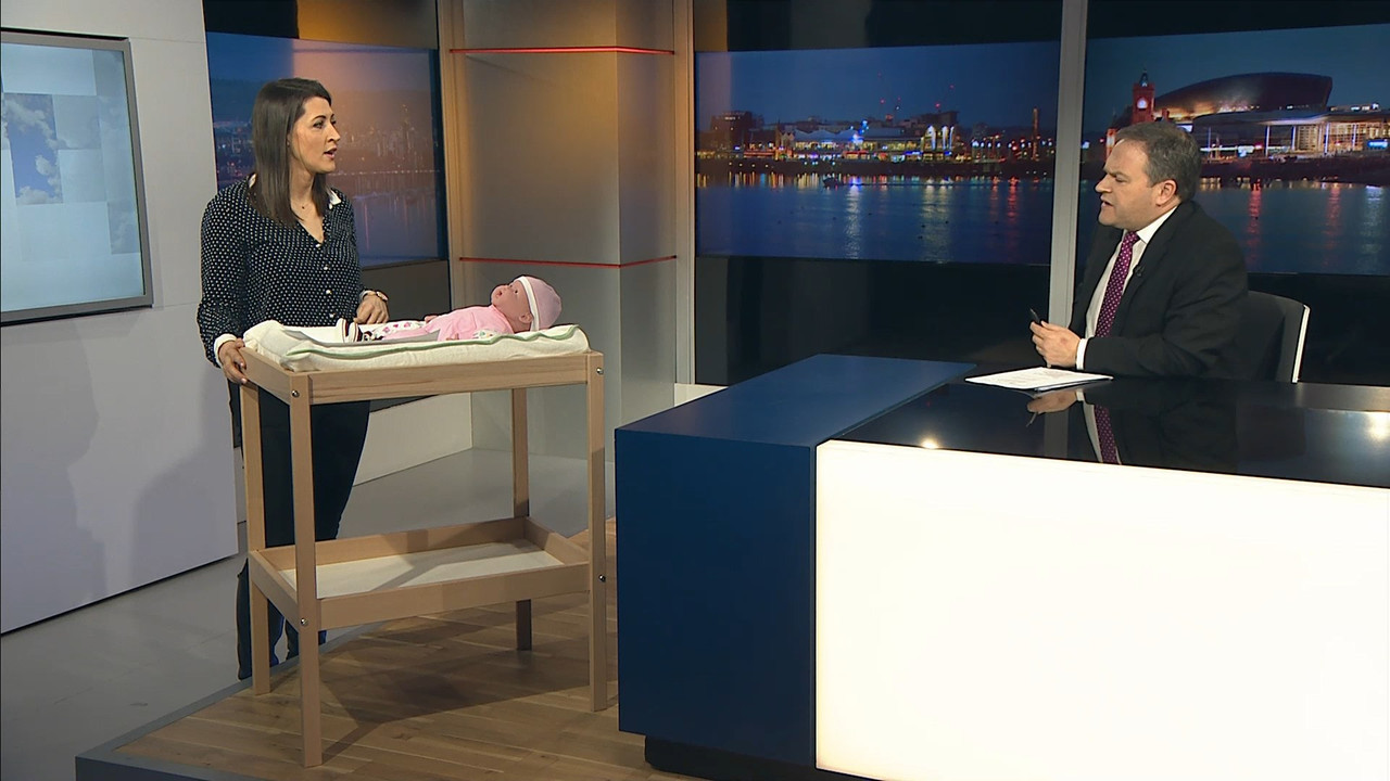 06 February - 18.00.00 - ITV News London. The latest news and we