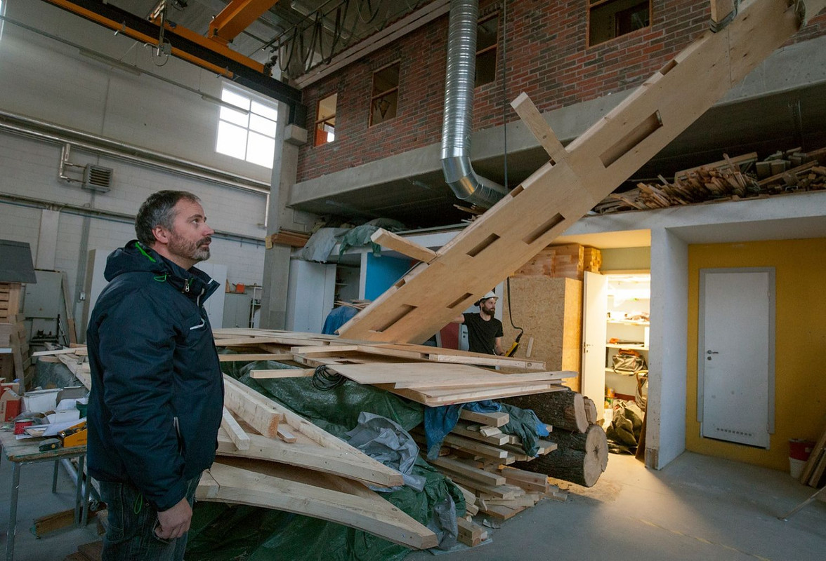 68F4494B-E30A-4545-8E26-B775178D4E26