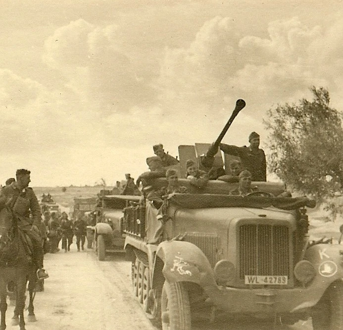 RARE 11 Panzer Division Attached Luftwaffe Sd Kfz 7 3 7cm Flak Halftrack