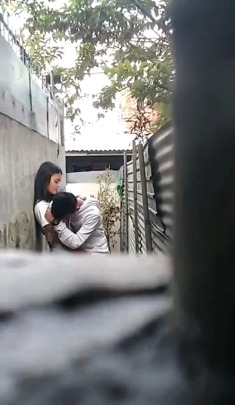 High School Lover's First Time Sex Hidden Cam Leak