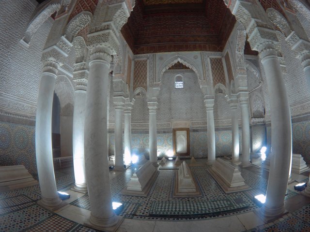 Mezquita,tumbas Saadíes y Palacio de Bahía - Marruecos 2018 (1)