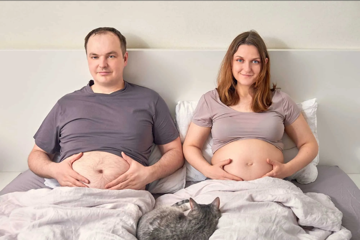 ¿Un futuro papá puede tener los síntomas del embarazo?