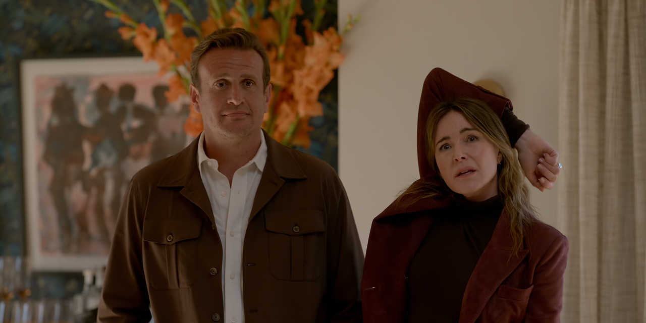 Shrinking.S02E12.The.Last.Thanksgiving.2160p.10bit.ATVP.WEB-DL.DDP5.1.HEVC-Vyndros.mkv_snapshot_31.2