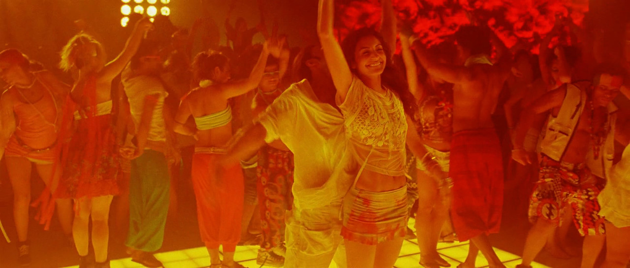 Anushka Sharma - Ladies Vs. Club Scene.mkv_20200818_202501.797