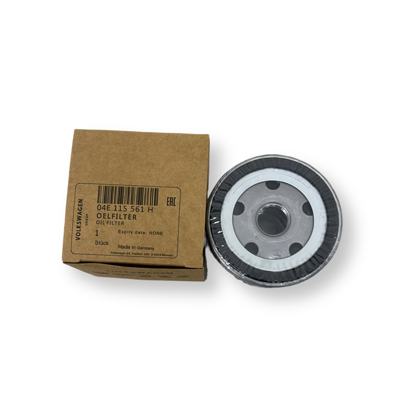 Volkswagen Golf MK7 1.4 TSI Oil Filter (OE: 04E 115 561H)
