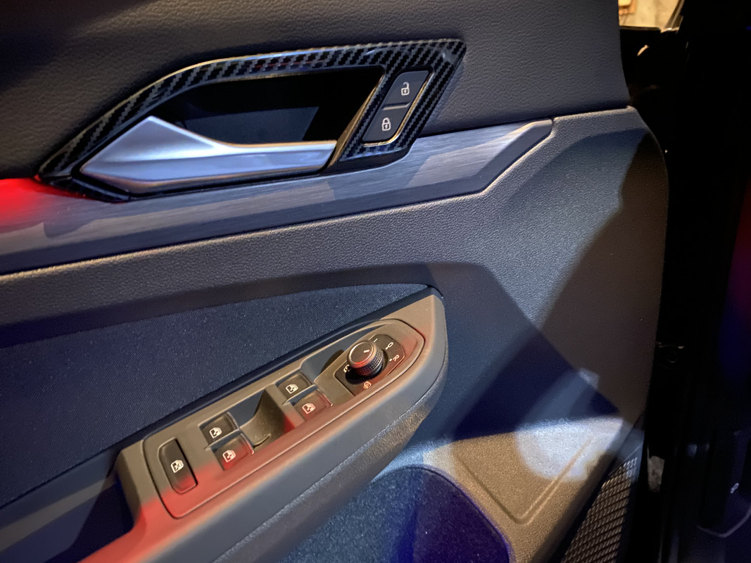 755E78A1-F34A-4788-94A4-519AF436422D