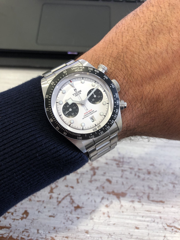 EC7BE509-5586-4C90-BA61-697D9773751F