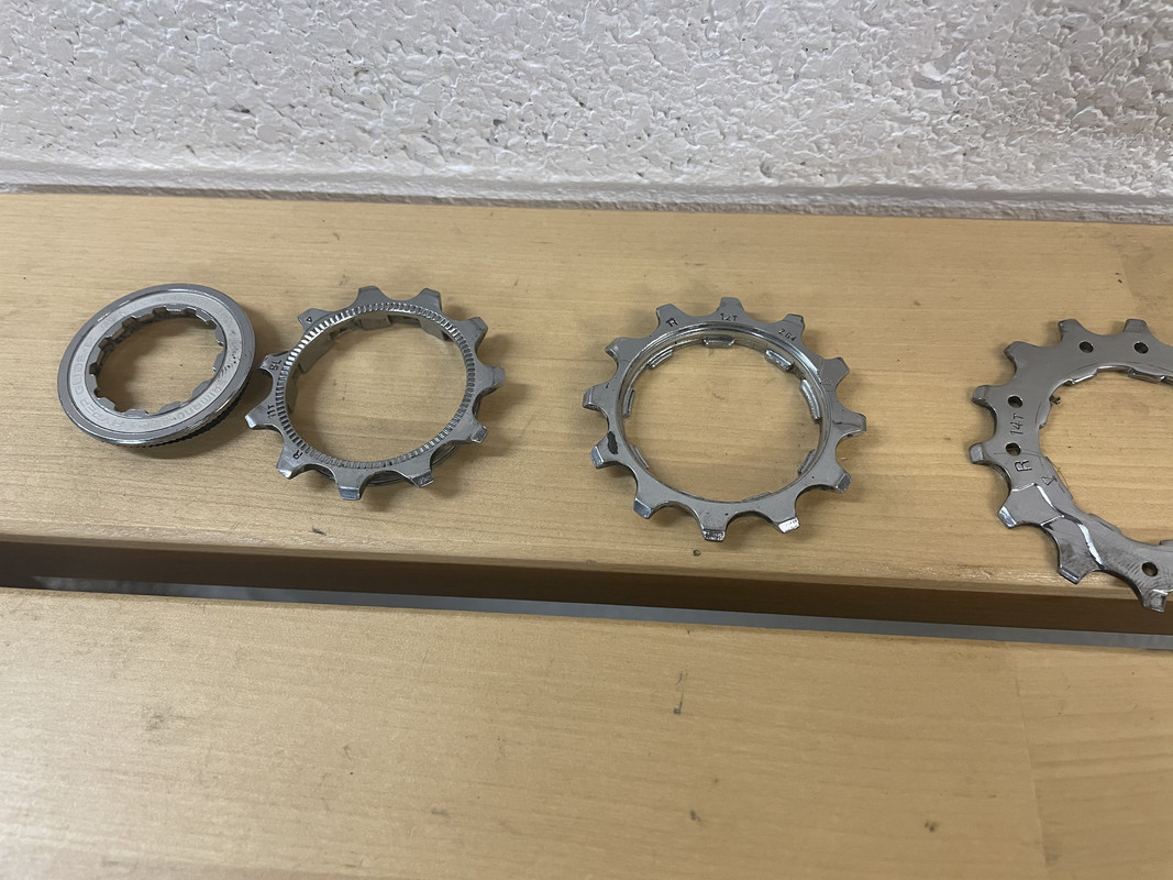 04DFF2E0-BFAB-40D8-9892-7ED5B39AF035