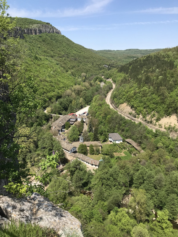 5C31DCB8-3A2C-4106-B8FB-52EF7BD551F5