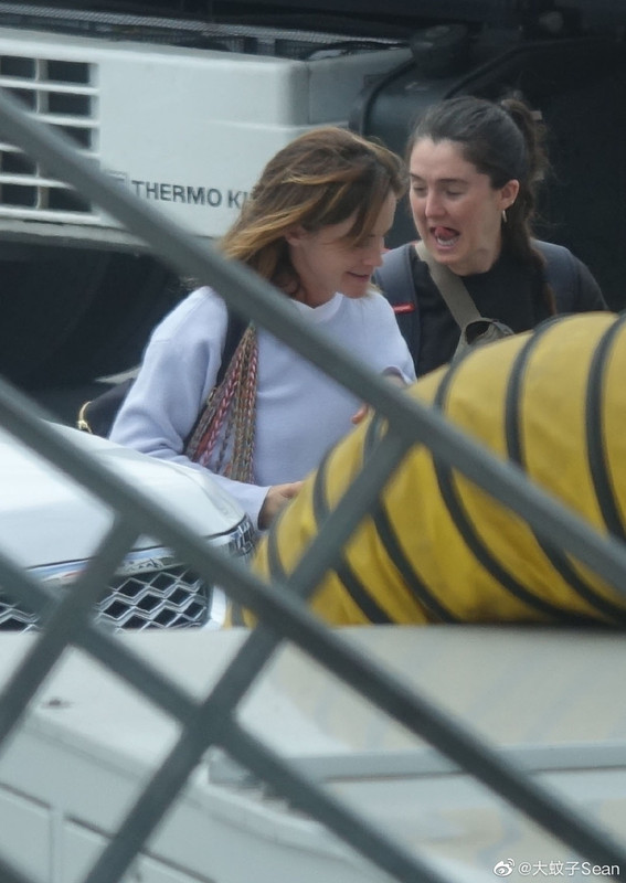 emmawatson-photogallery.blogspot.com (1)