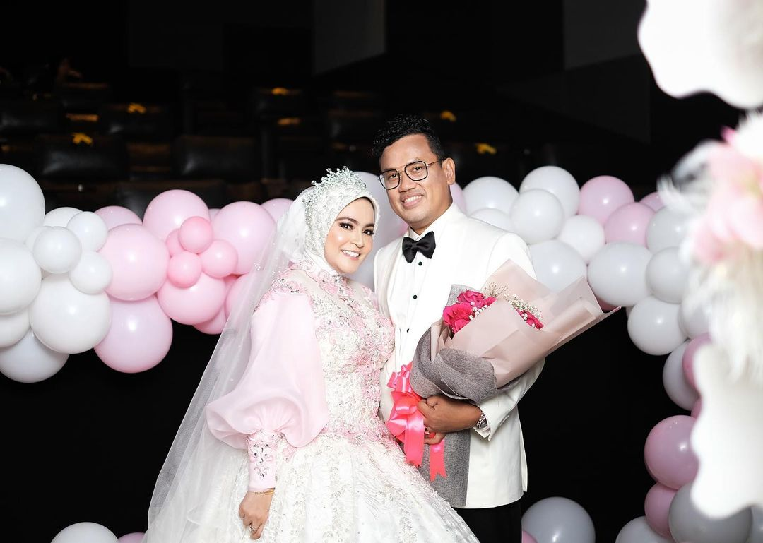 Astrid Kuya dan Uya Kuya