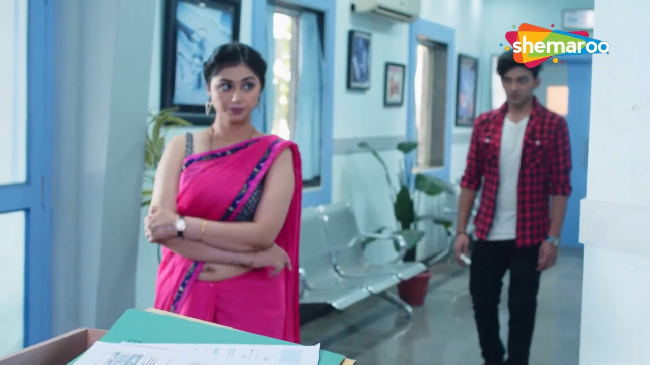 Rima Vohra Sexy Fleshy Big Deep Navel from Crime Show-Scenes Only.mkv_snapshot_00.37.663