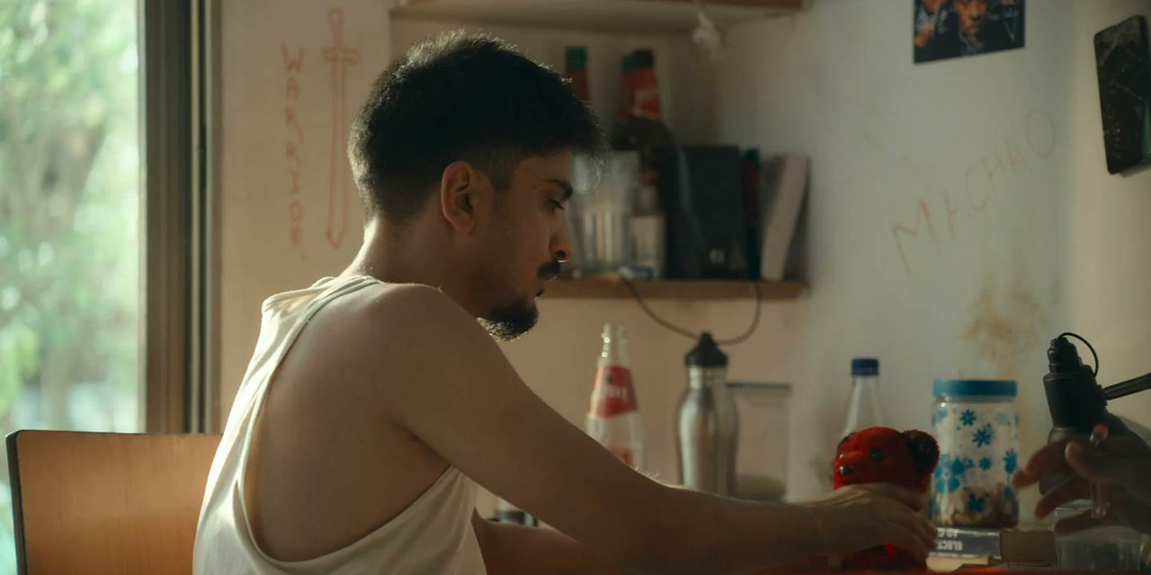Hostel Daze (2023) Season 4 [Hindi] WebRip 480p, 720p ESub - Complete Screenshot