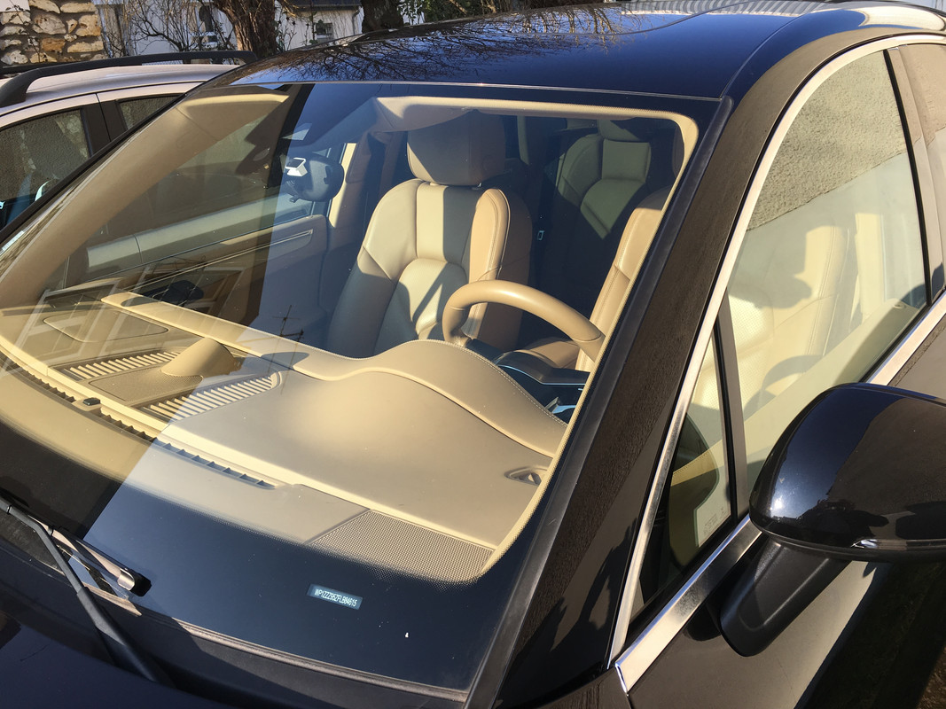 A923A9FD-5483-4B70-A370-60E30F8BEECE