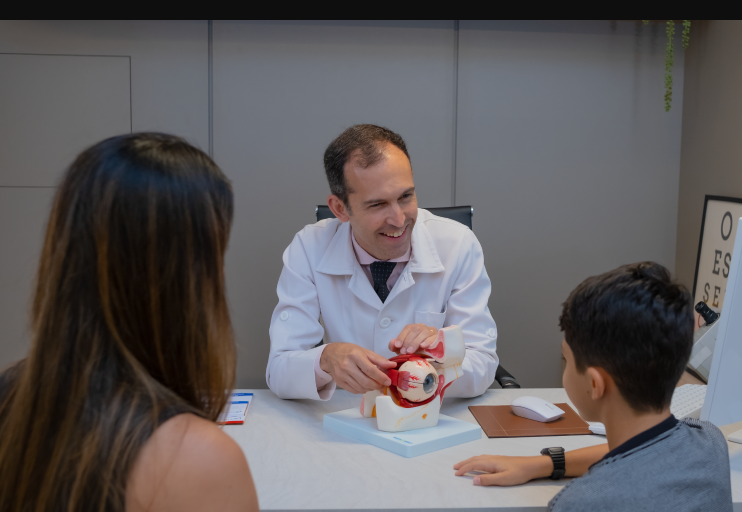 Dr. Diogo no consultório