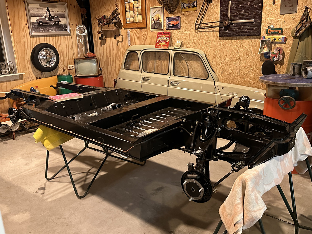 DBD82199-6253-4493-8591-E790003F83D6